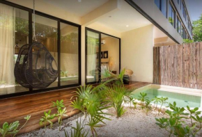 Jungle Bliss 2 Bedroon 2 Bathroom with private pool and jungle garden.
